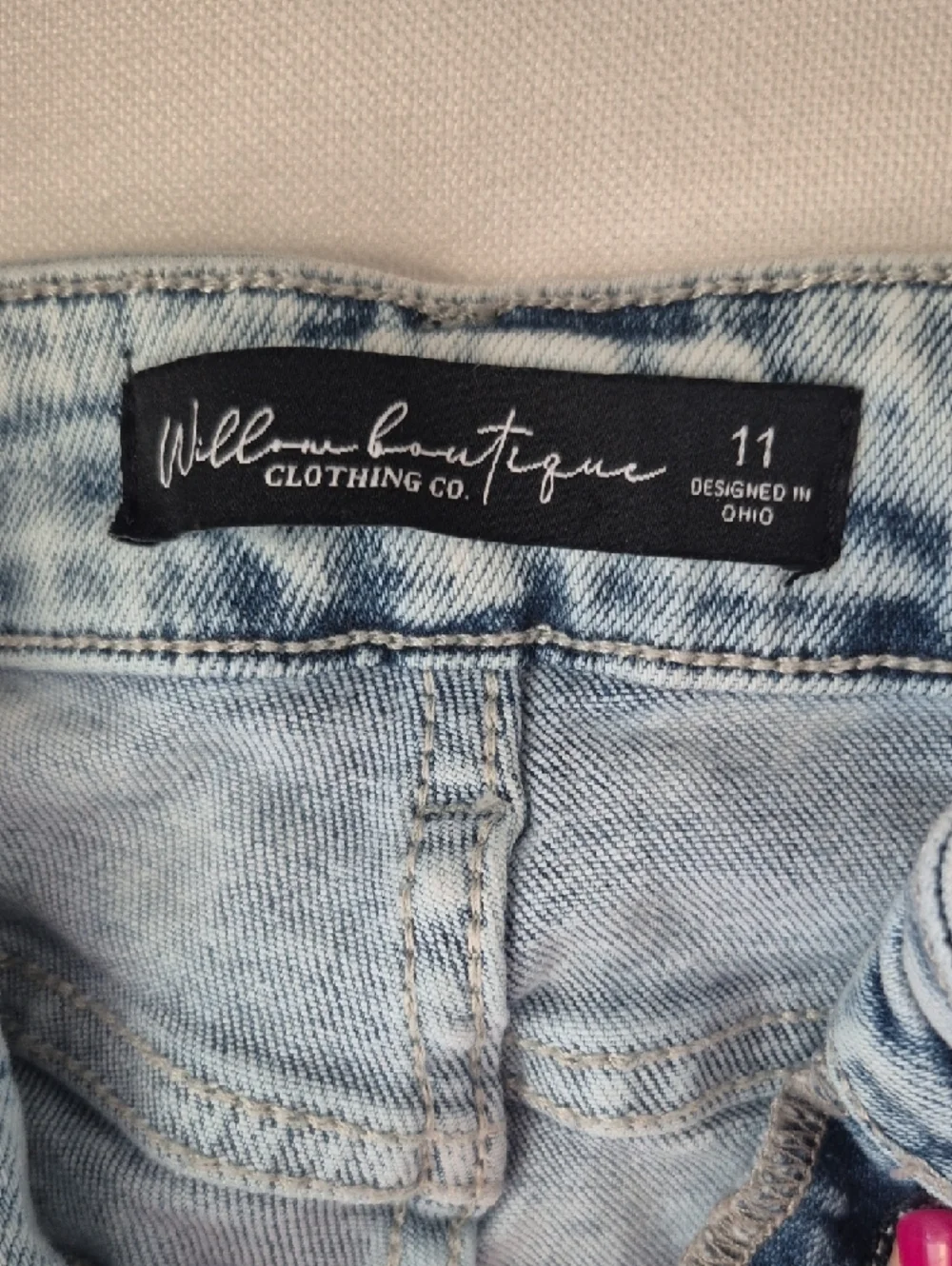 Light Wash Flared Women’s Stretch Jeans - Willow Boutique - Picture 2 of 7